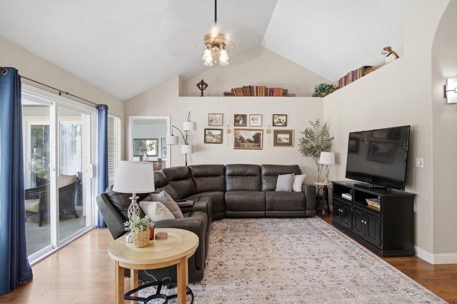 13539 Bentley St, Waterford, CA 95386