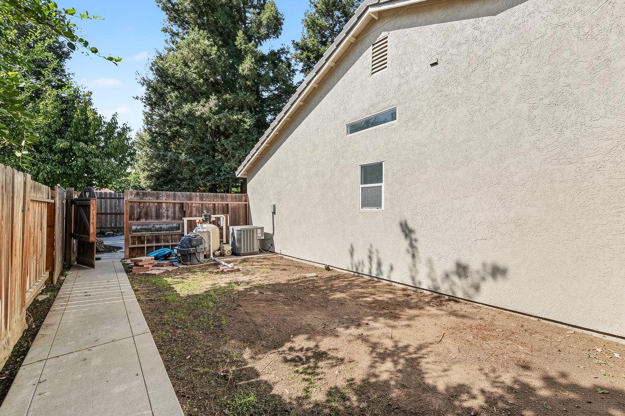 4503 Fosberg Rd, Turlock, CA 95382