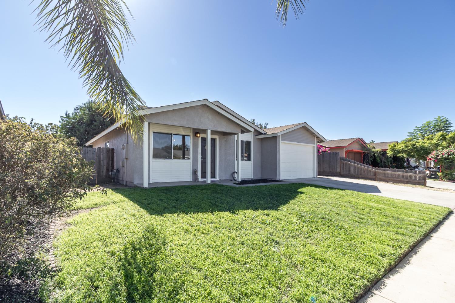 12118 Hernandez Ave, Waterford, CA 95386