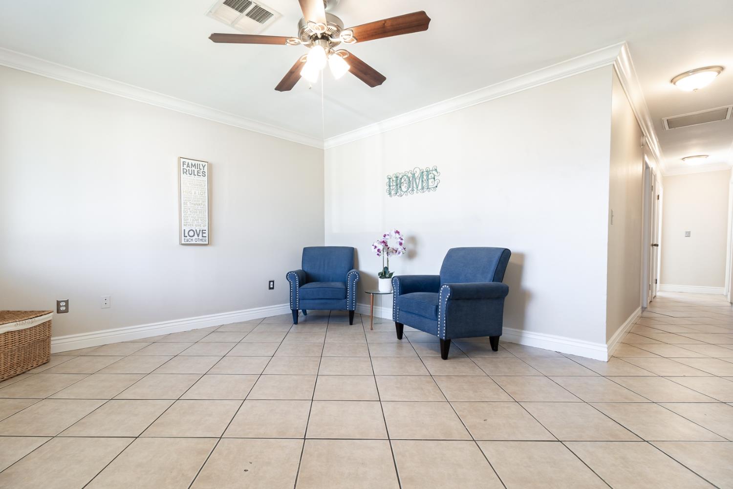 12118 Hernandez Ave, Waterford, CA 95386