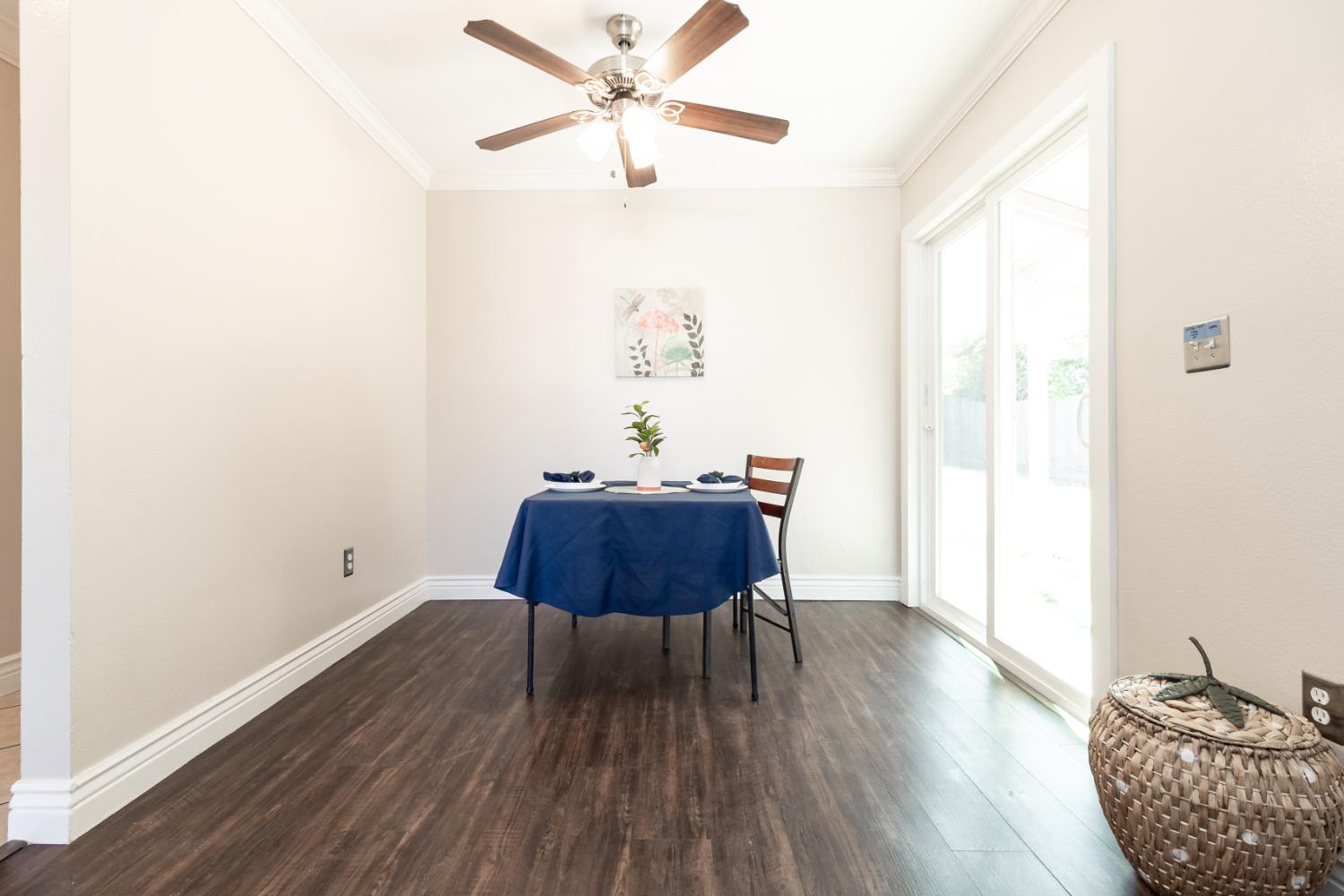 12118 Hernandez Ave, Waterford, CA 95386