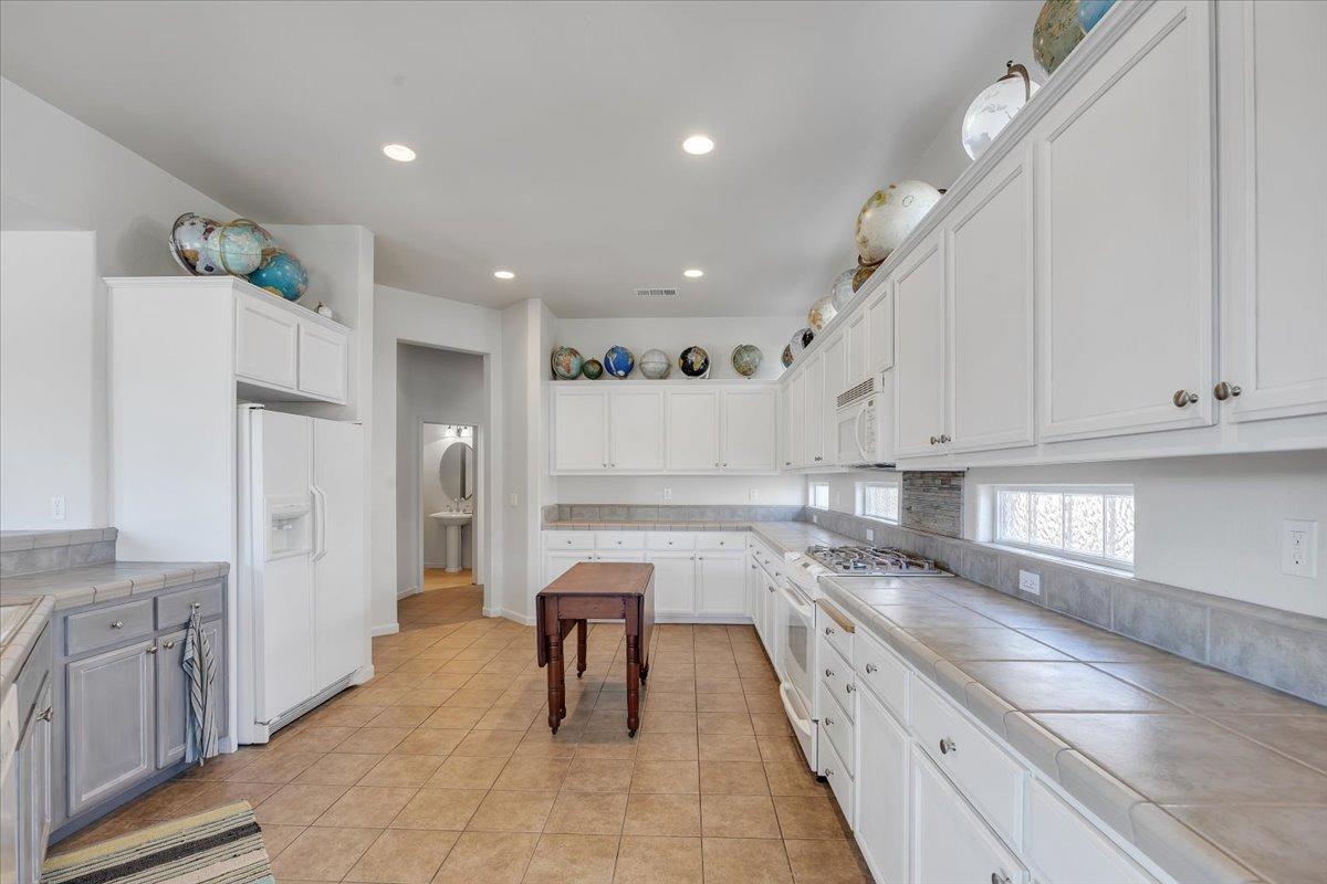 258 Rock Ridge Ln, Copperopolis, CA 95228