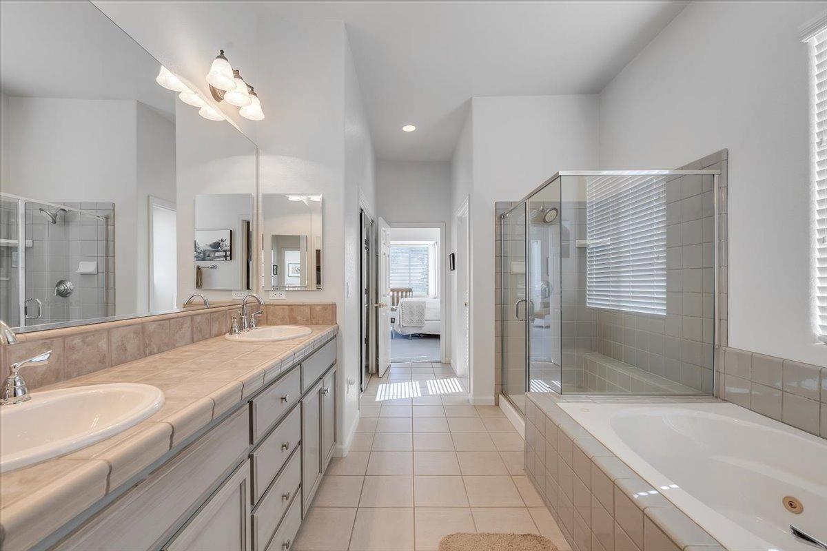 258 Rock Ridge Ln, Copperopolis, CA 95228