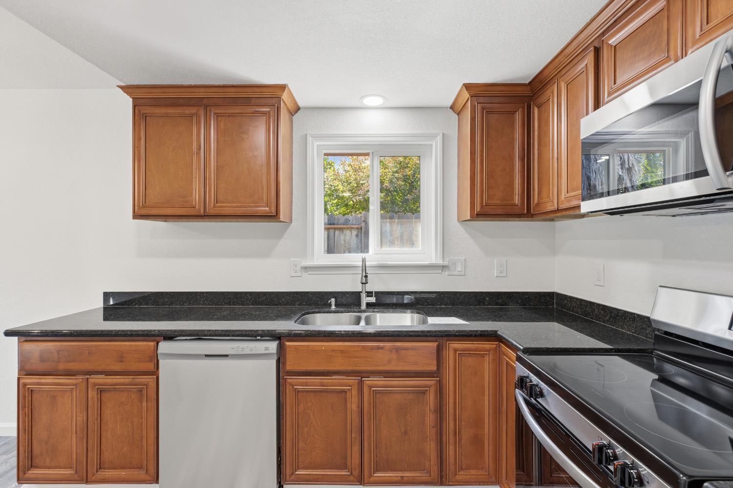 4108 Gagos Dr, Modesto, CA 95356