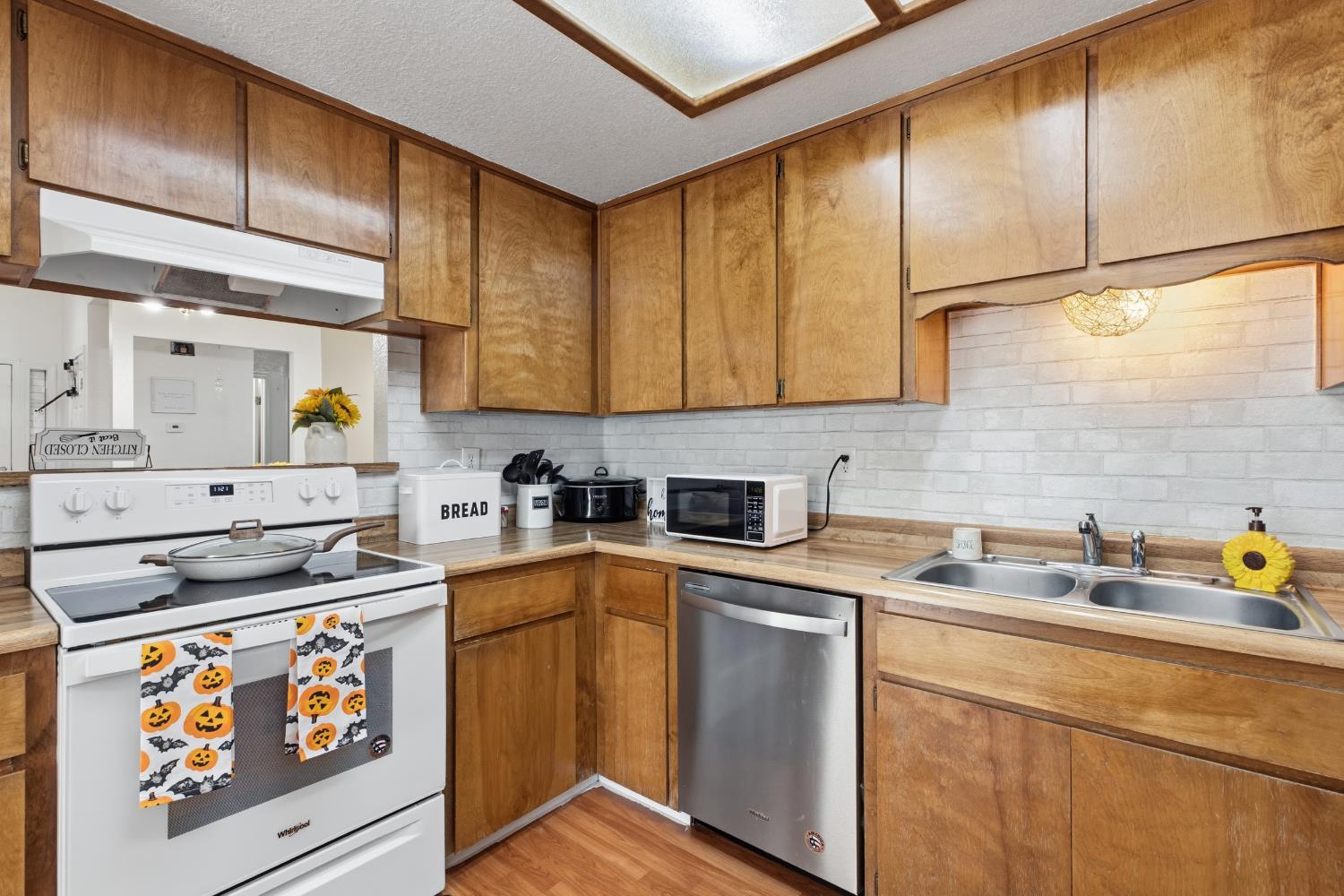 4108 Gagos Dr, Modesto, CA 95356