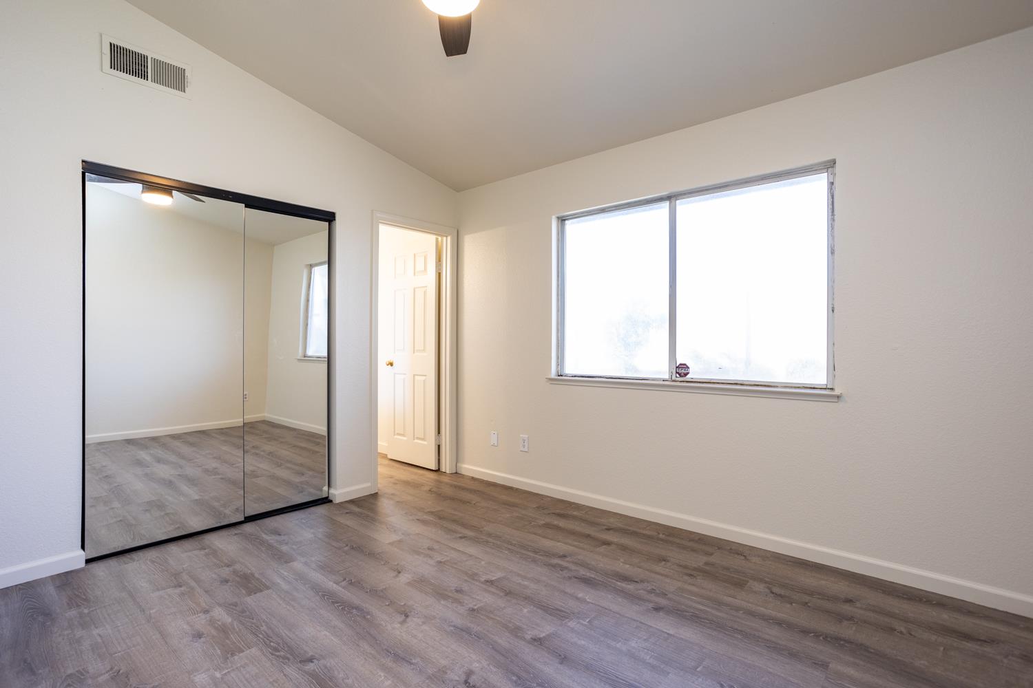 6013 Tennessee Ave, Riverbank, CA 95367