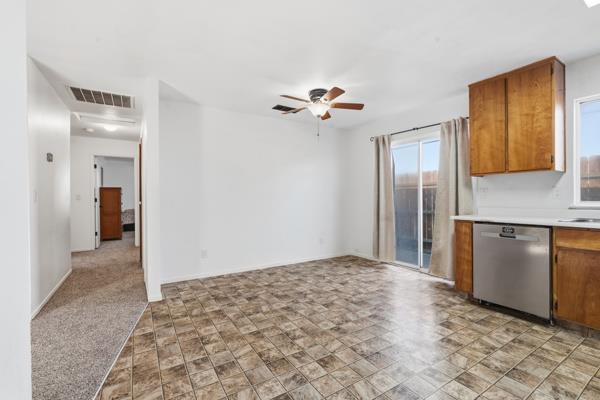 6073 Preakness Dr, Riverbank, CA 95367