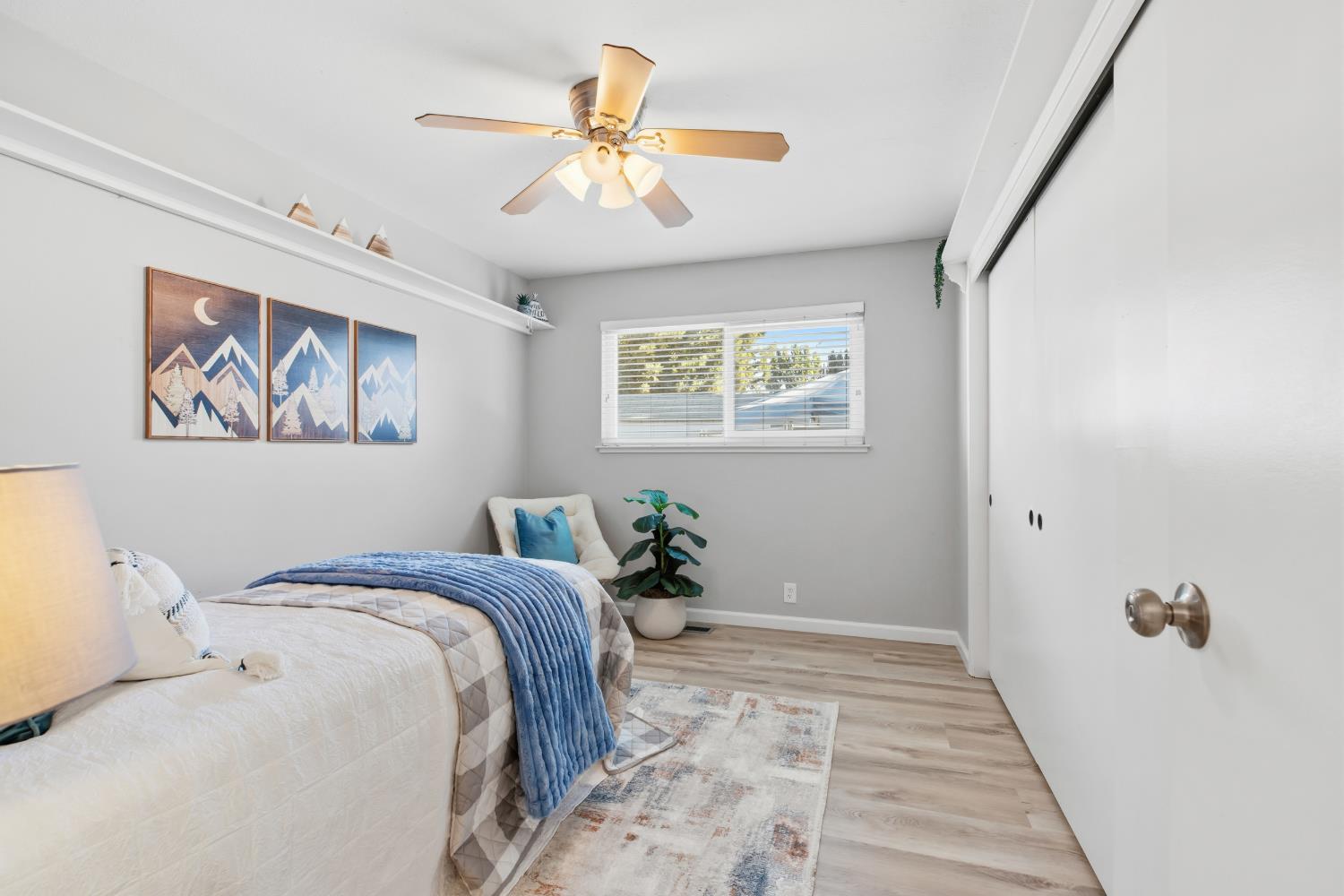 2301 Jordanollo St, Escalon, CA 95320