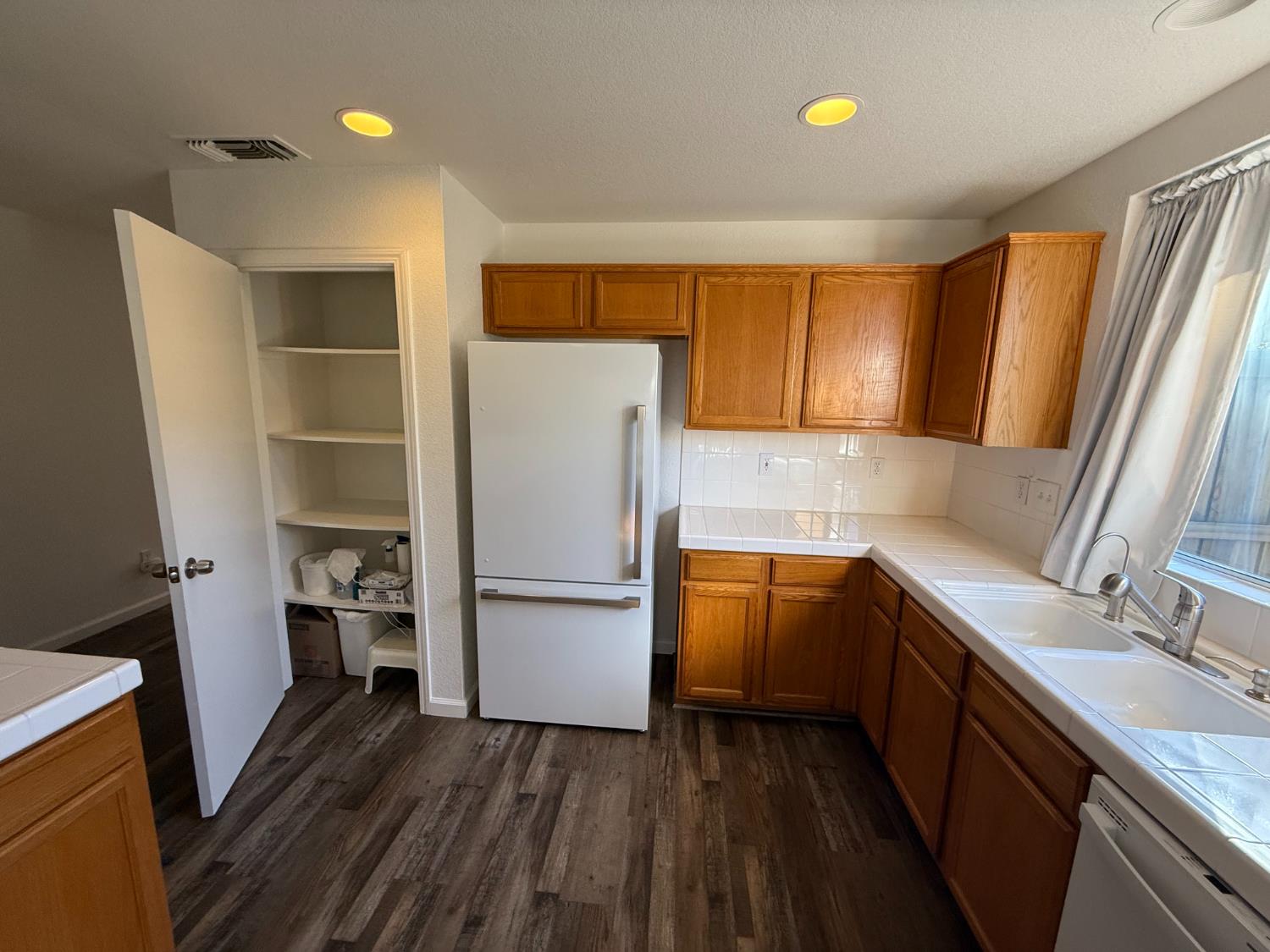 3341 Cardinal Flower Ave, Modesto, CA 95355
