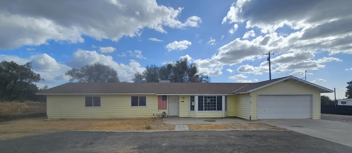 46330 Van Teri Rd, Coarsegold, CA 93614