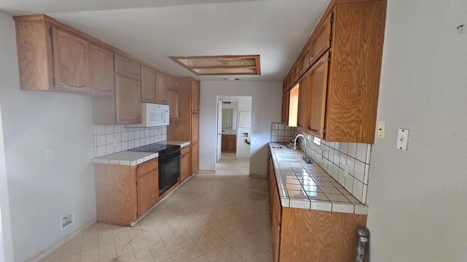 46330 Van Teri Rd, Coarsegold, CA 93614