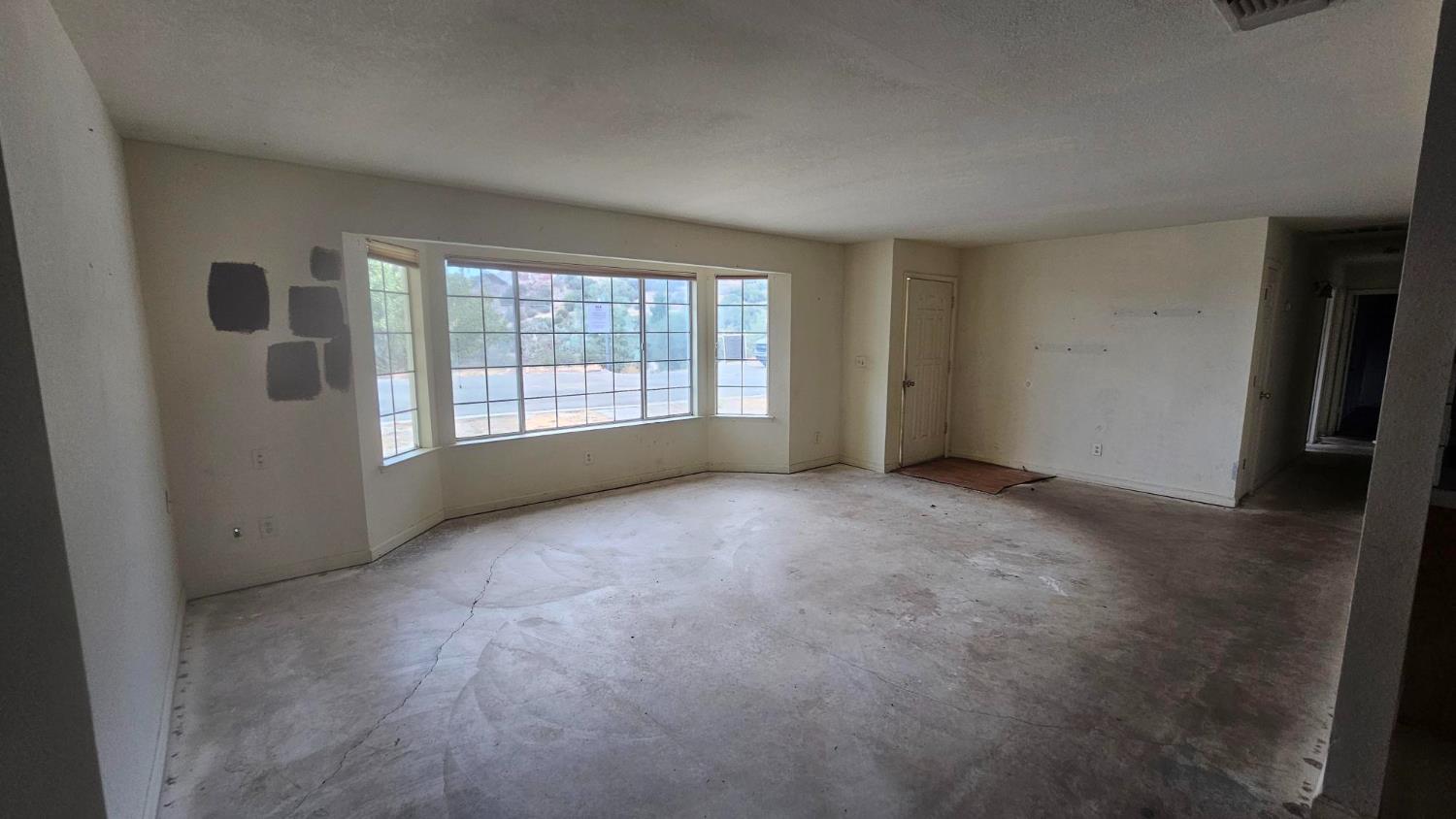 46330 Van Teri Rd, Coarsegold, CA 93614