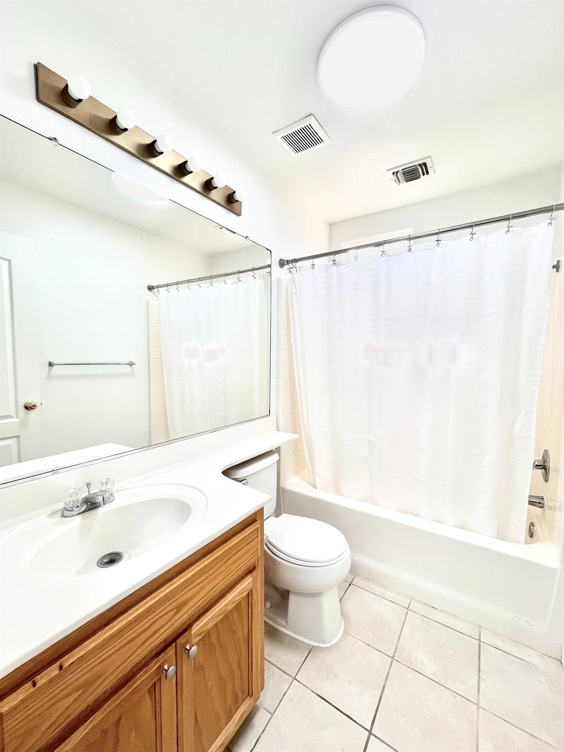 4204 Evolution Way, Modesto, CA 95356