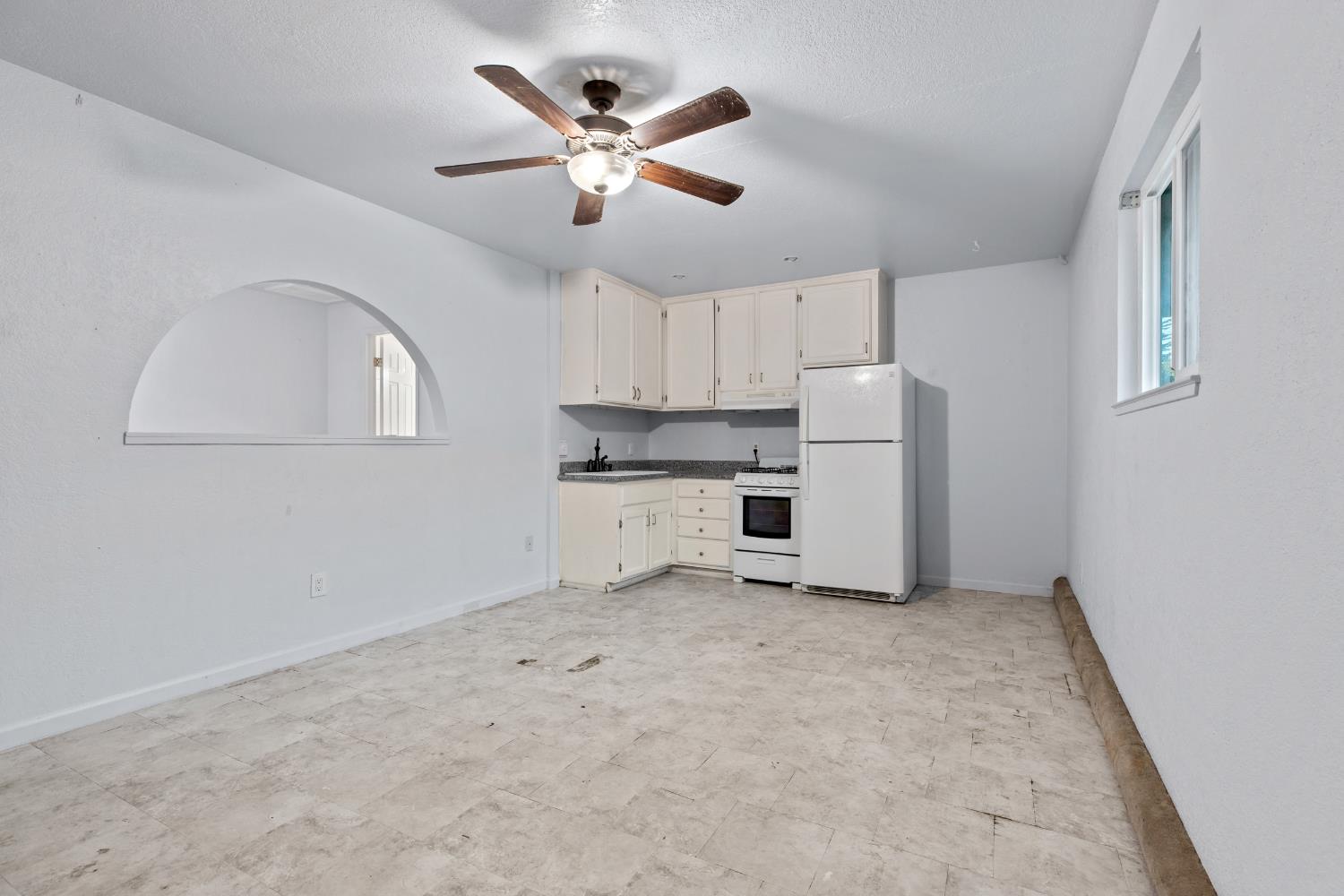 2332 Northridge Dr, Modesto, CA 95350