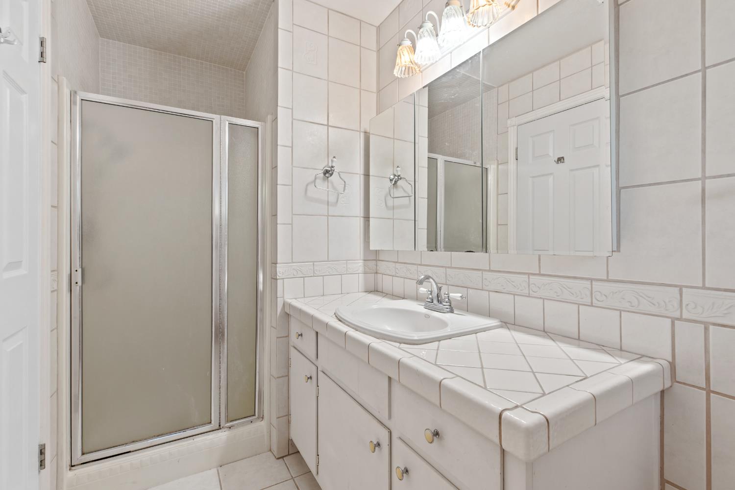 2332 Northridge Dr, Modesto, CA 95350