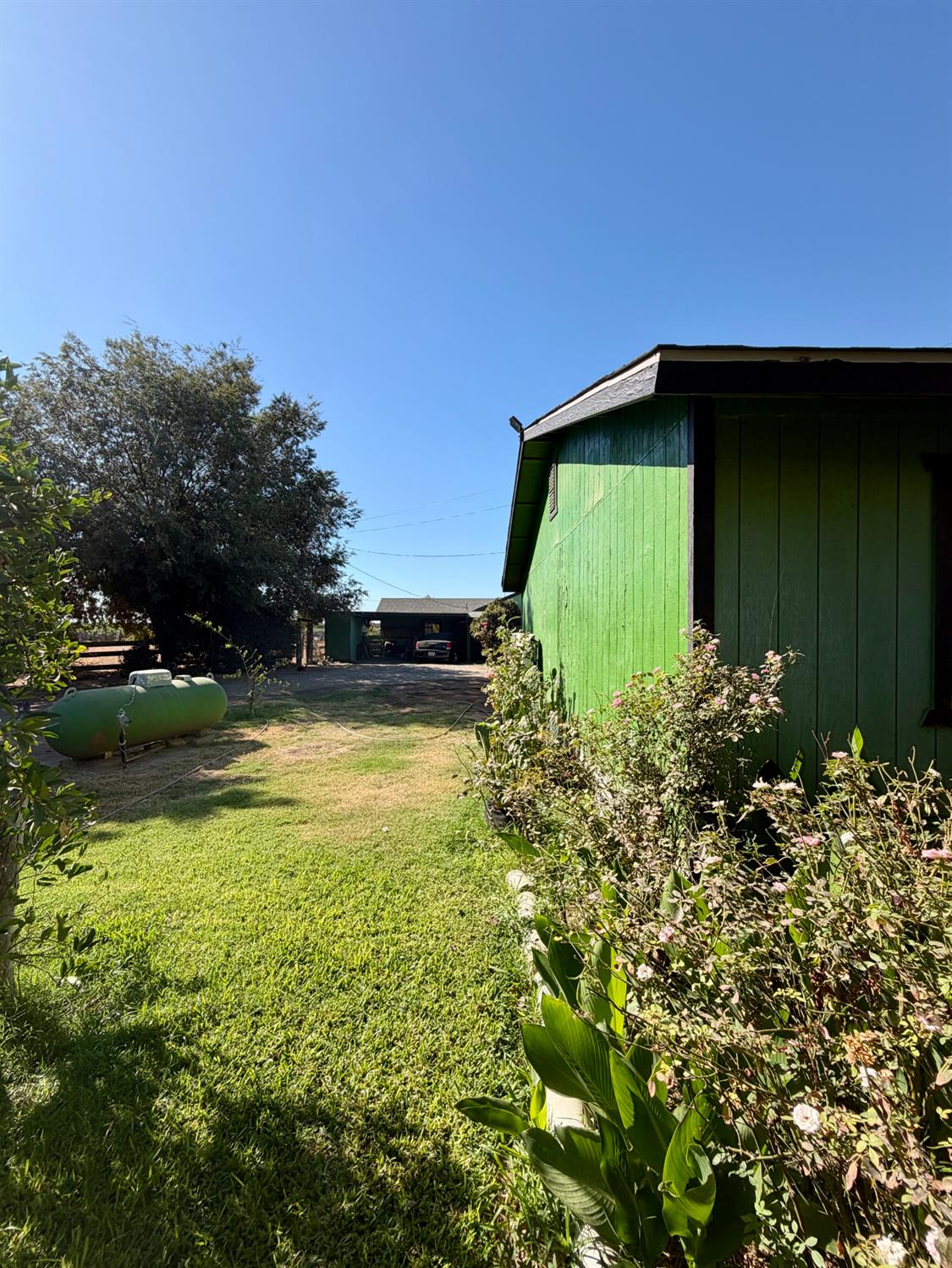 931 E LIST AVE, Exeter, CA 93221
