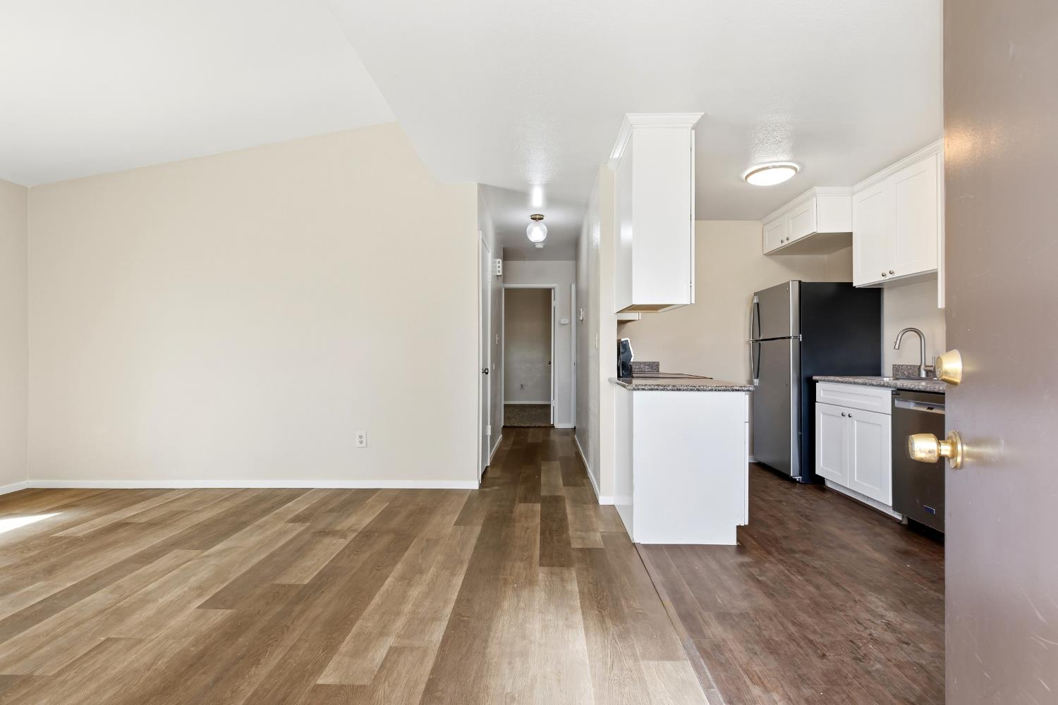3316 Sherwood Ave #36, Modesto, CA 95350