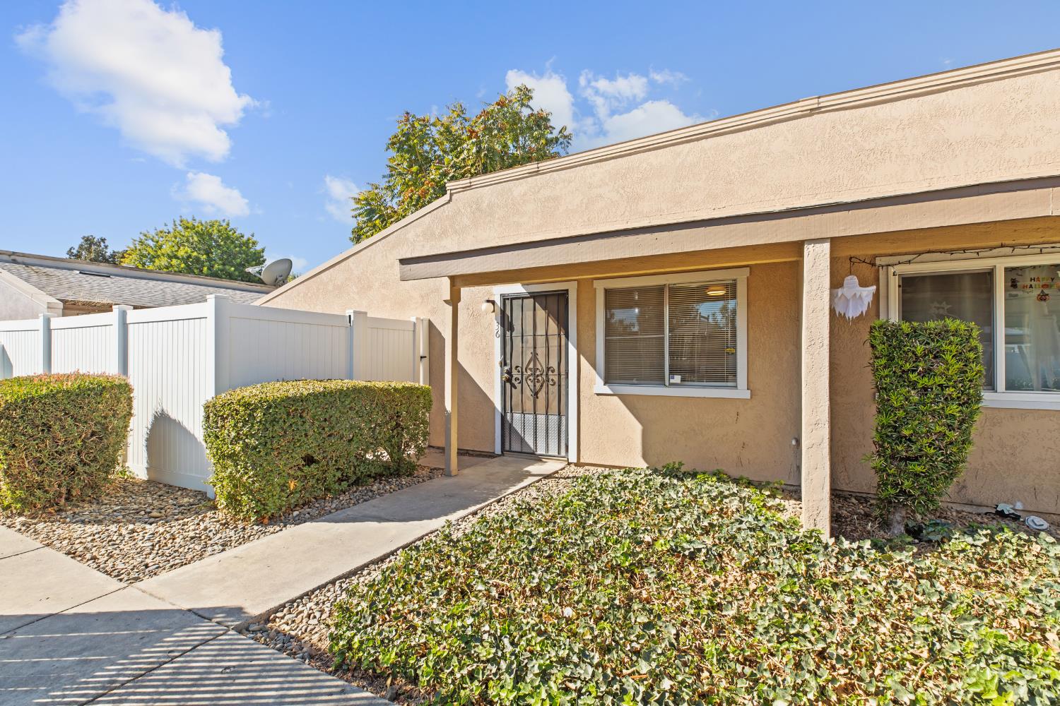 3316 Sherwood Ave #36, Modesto, CA 95350