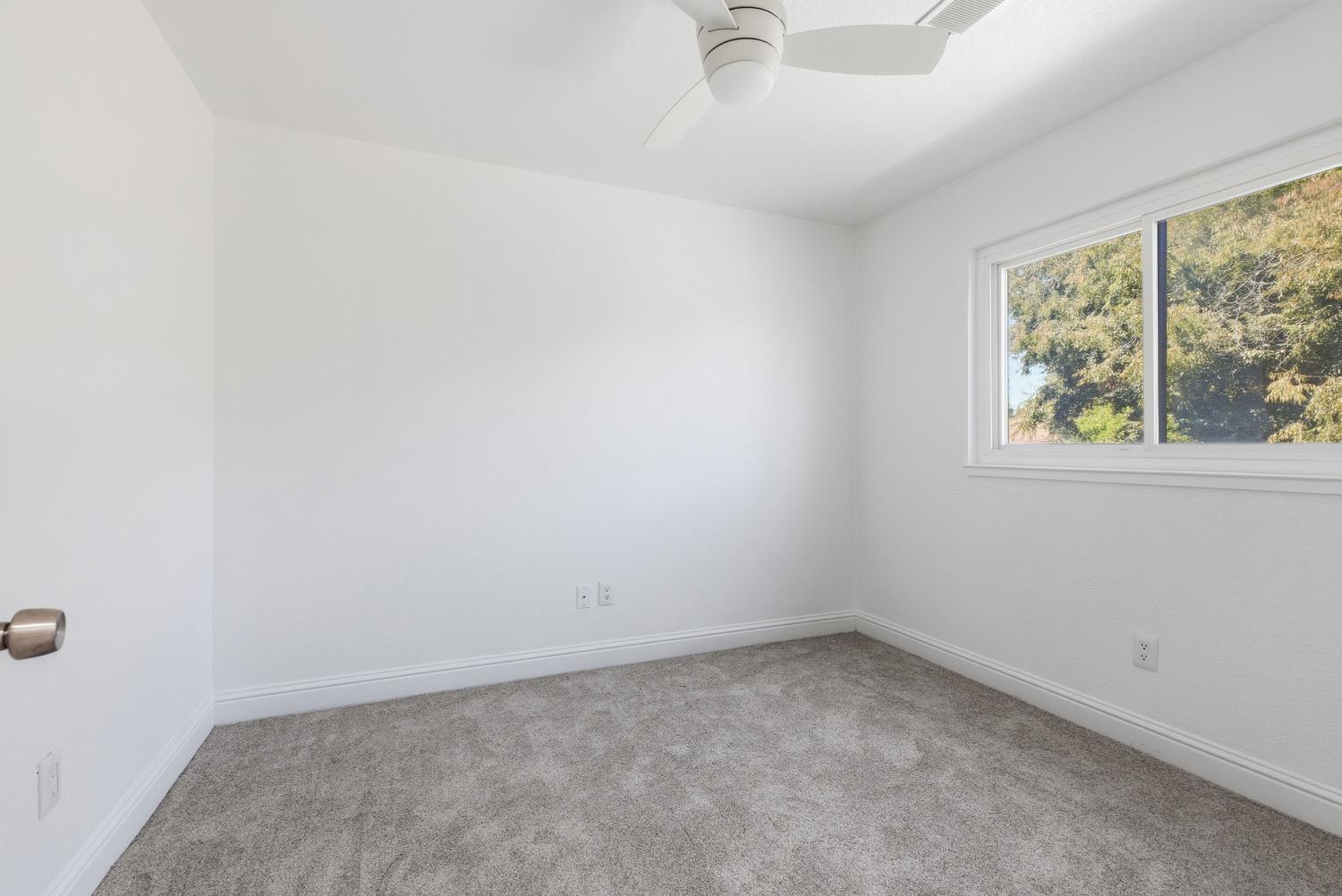 2104 Quebec Ct, Modesto, CA 95356