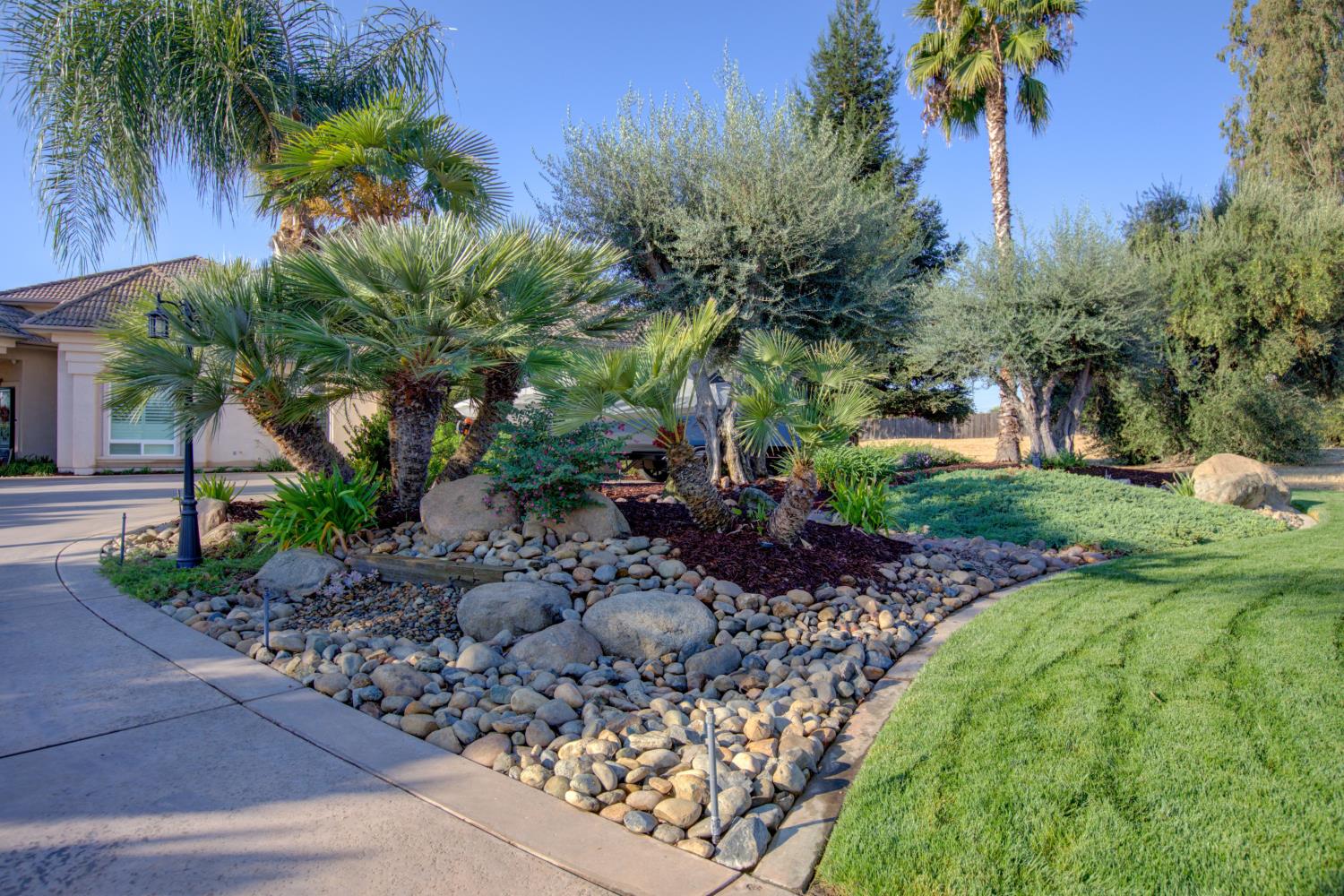 2861 Trovare Ct, Merced, CA 95340