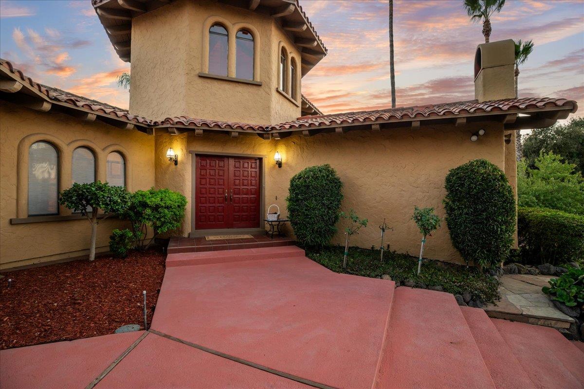 10722 Rawles Rd, Oakdale, CA 95361