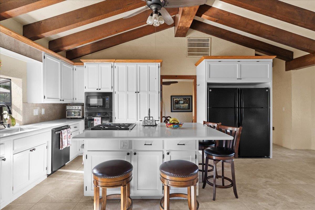 10722 Rawles Rd, Oakdale, CA 95361