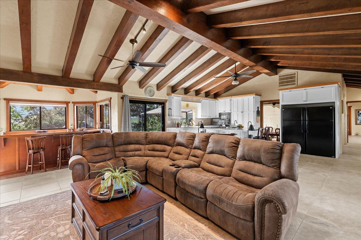 10722 Rawles Rd, Oakdale, CA 95361