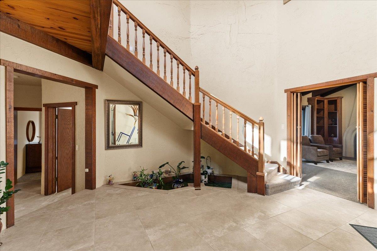10722 Rawles Rd, Oakdale, CA 95361