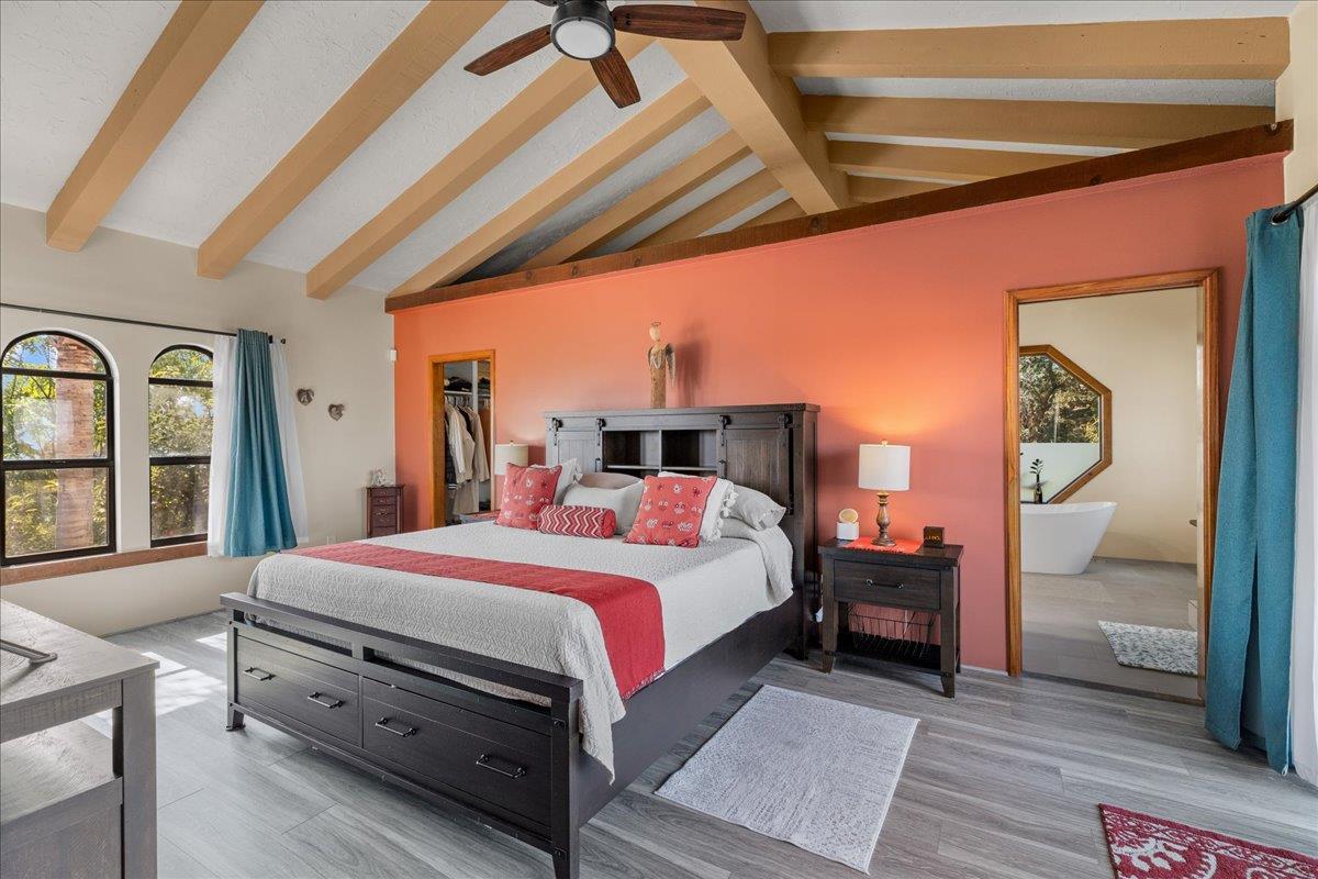 10722 Rawles Rd, Oakdale, CA 95361