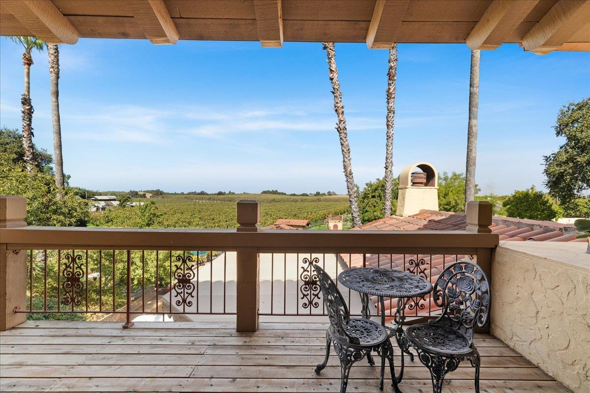 10722 Rawles Rd, Oakdale, CA 95361