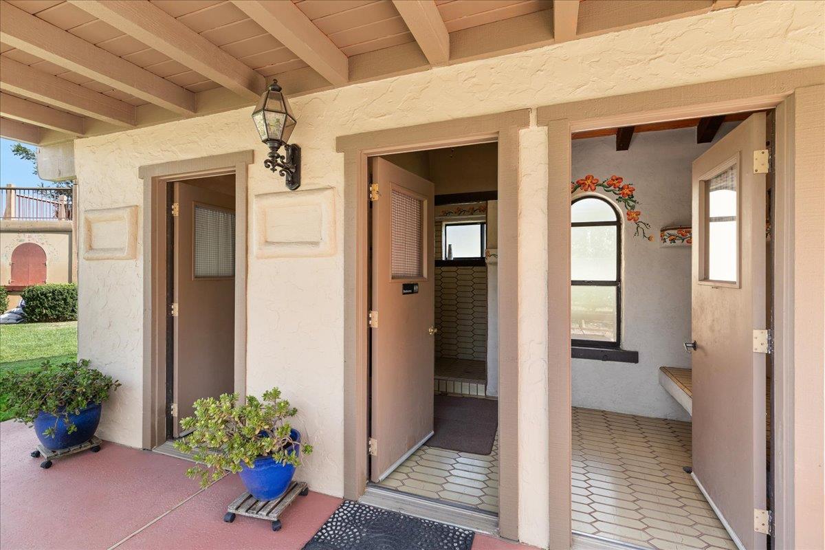 10722 Rawles Rd, Oakdale, CA 95361