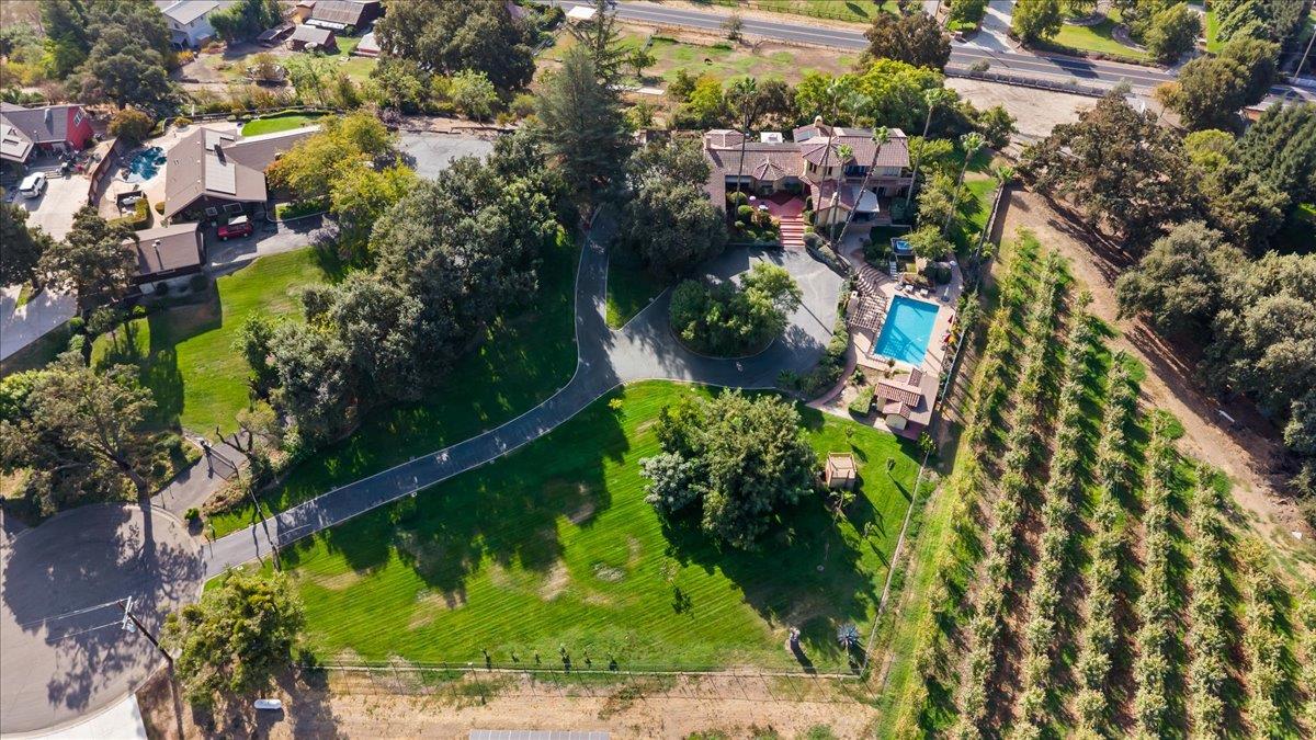 10722 Rawles Rd, Oakdale, CA 95361