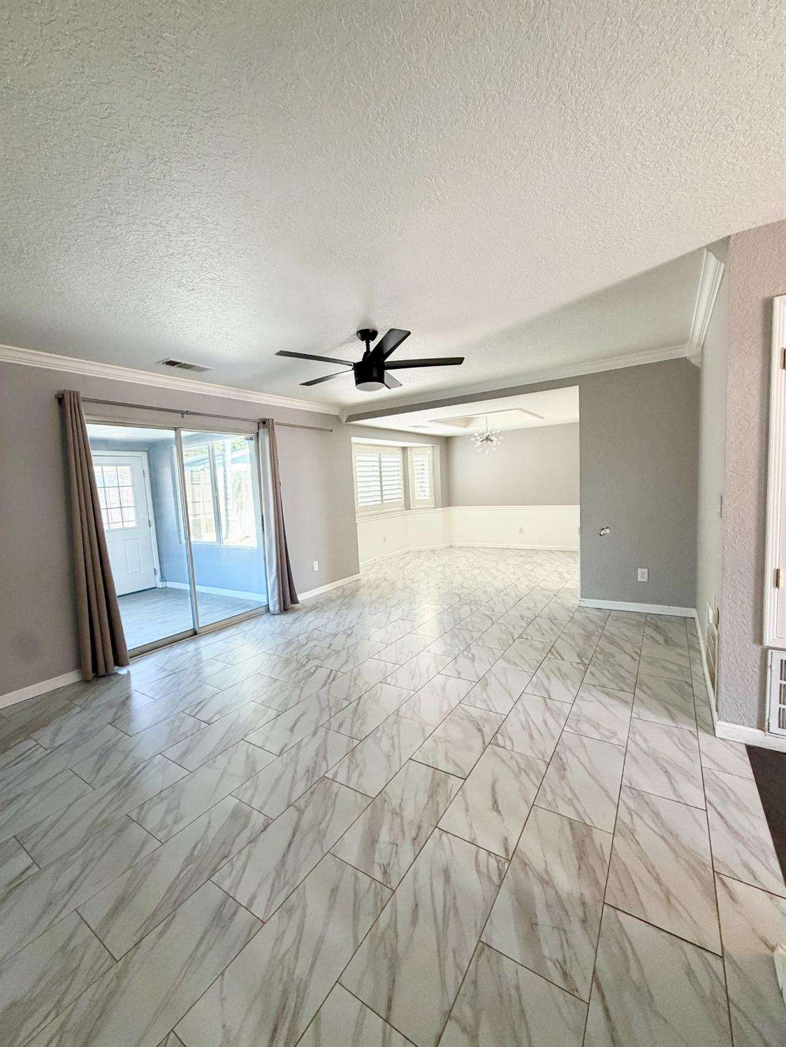 2609 Beatrice LN, Modesto, CA 95355