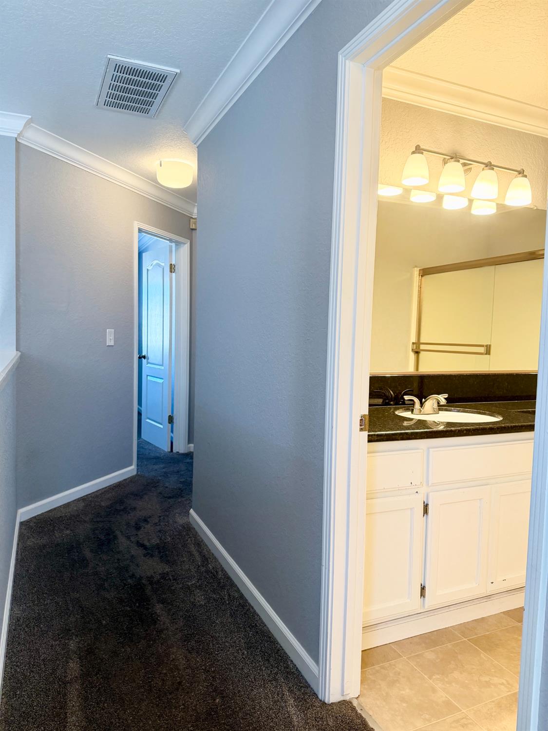 2609 Beatrice LN, Modesto, CA 95355