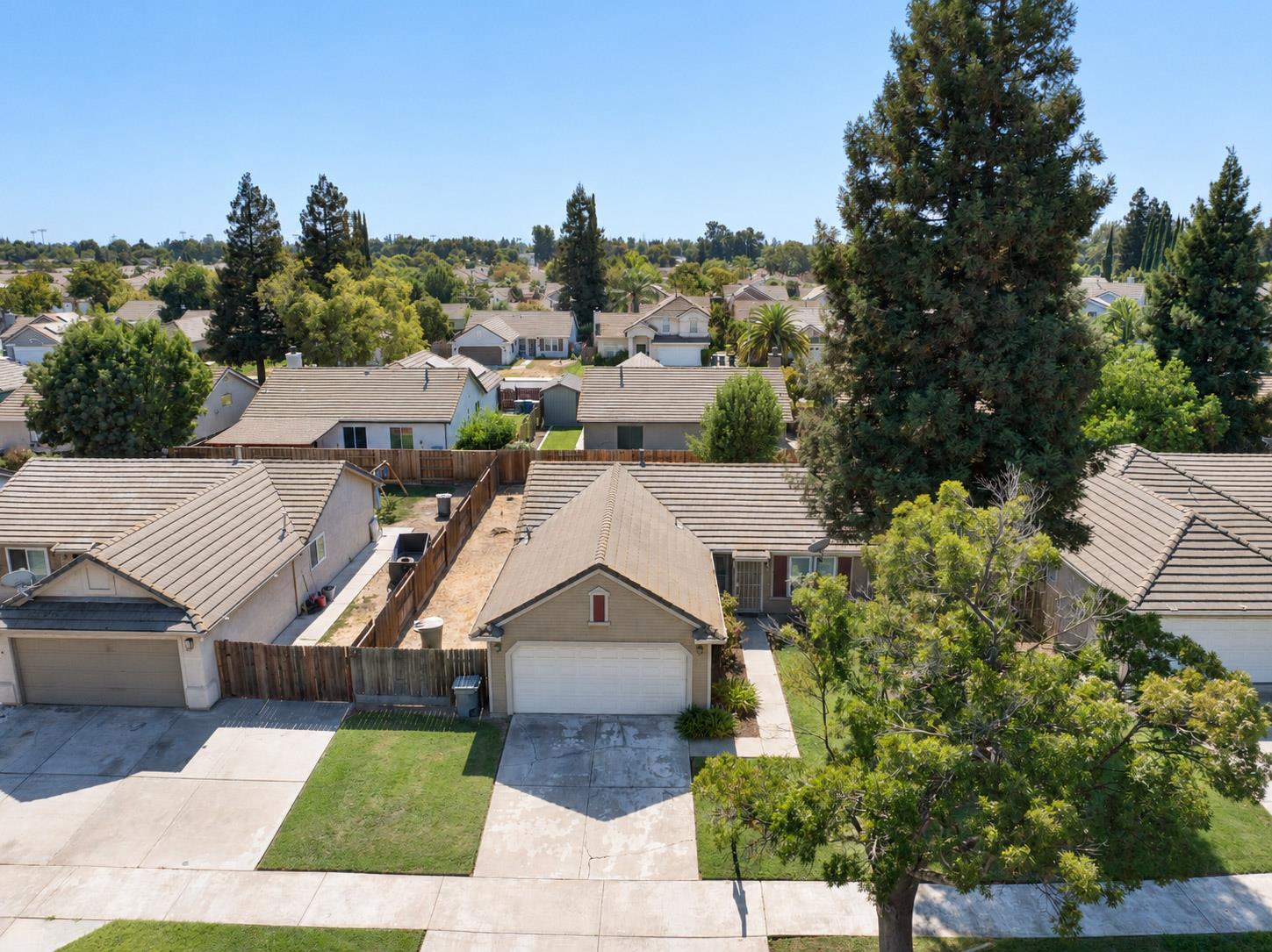 456 Buena Vista Dr, Merced, CA 95348