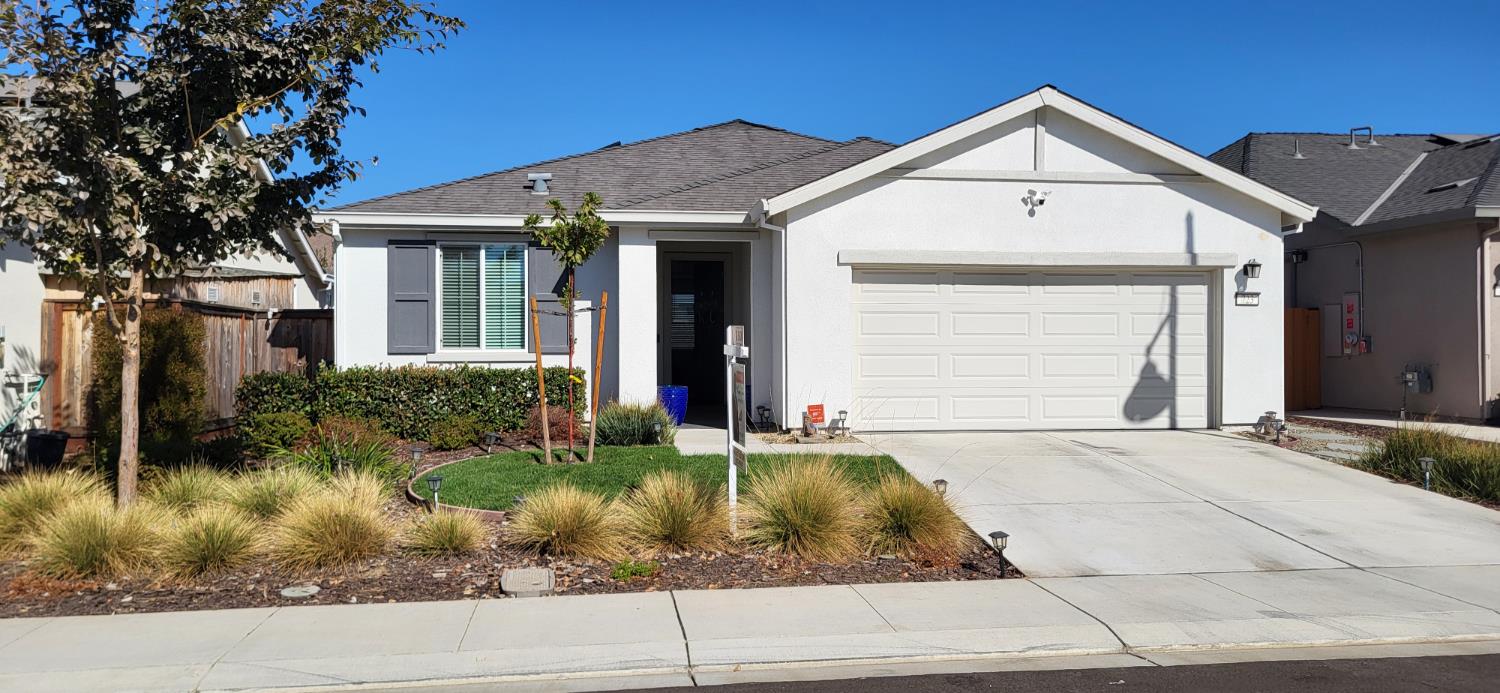 723 Heathridge St, Manteca, CA 95336