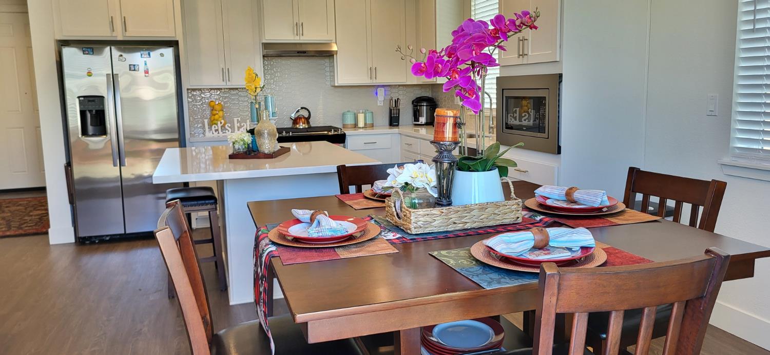 723 Heathridge St, Manteca, CA 95336