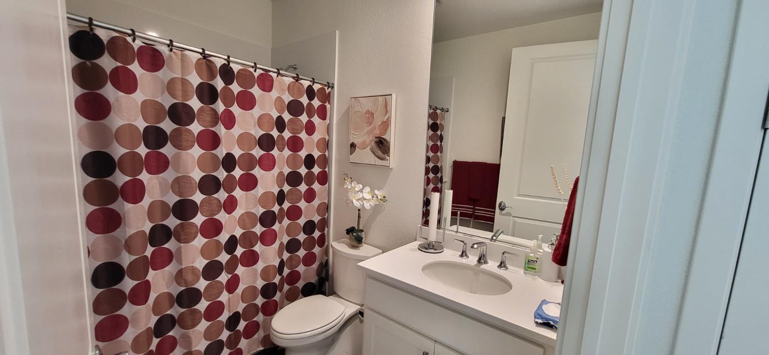 723 Heathridge St, Manteca, CA 95336