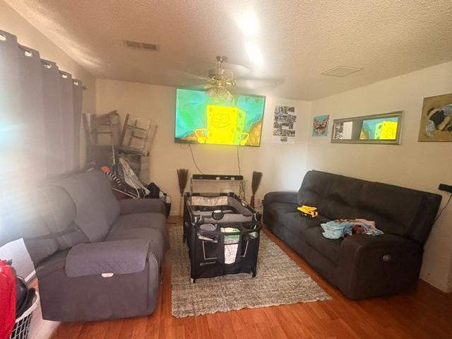 262 Madsion St, Coalinga, CA 93210