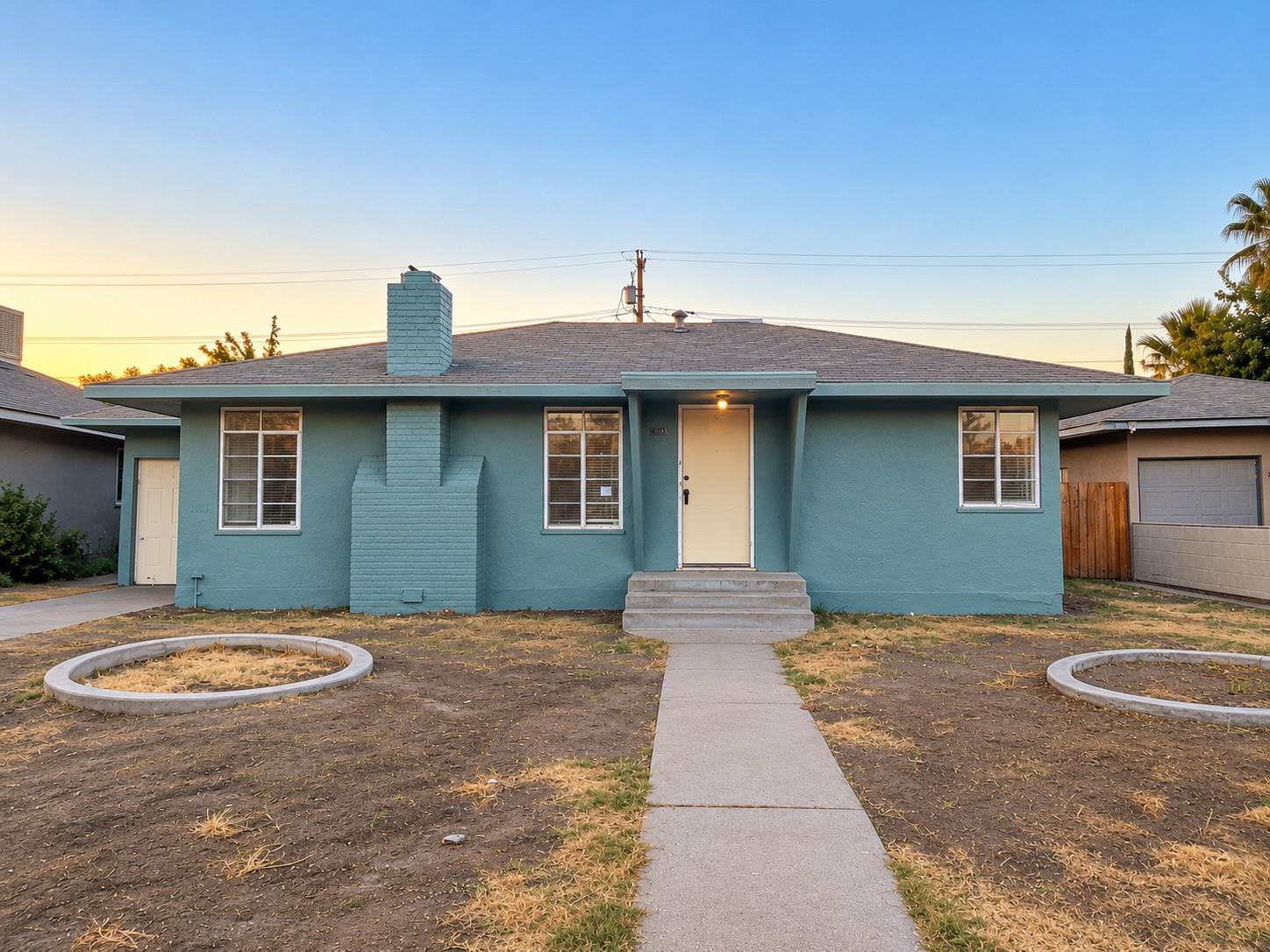 2545 N Millbrook Ave, Fresno, CA 93703