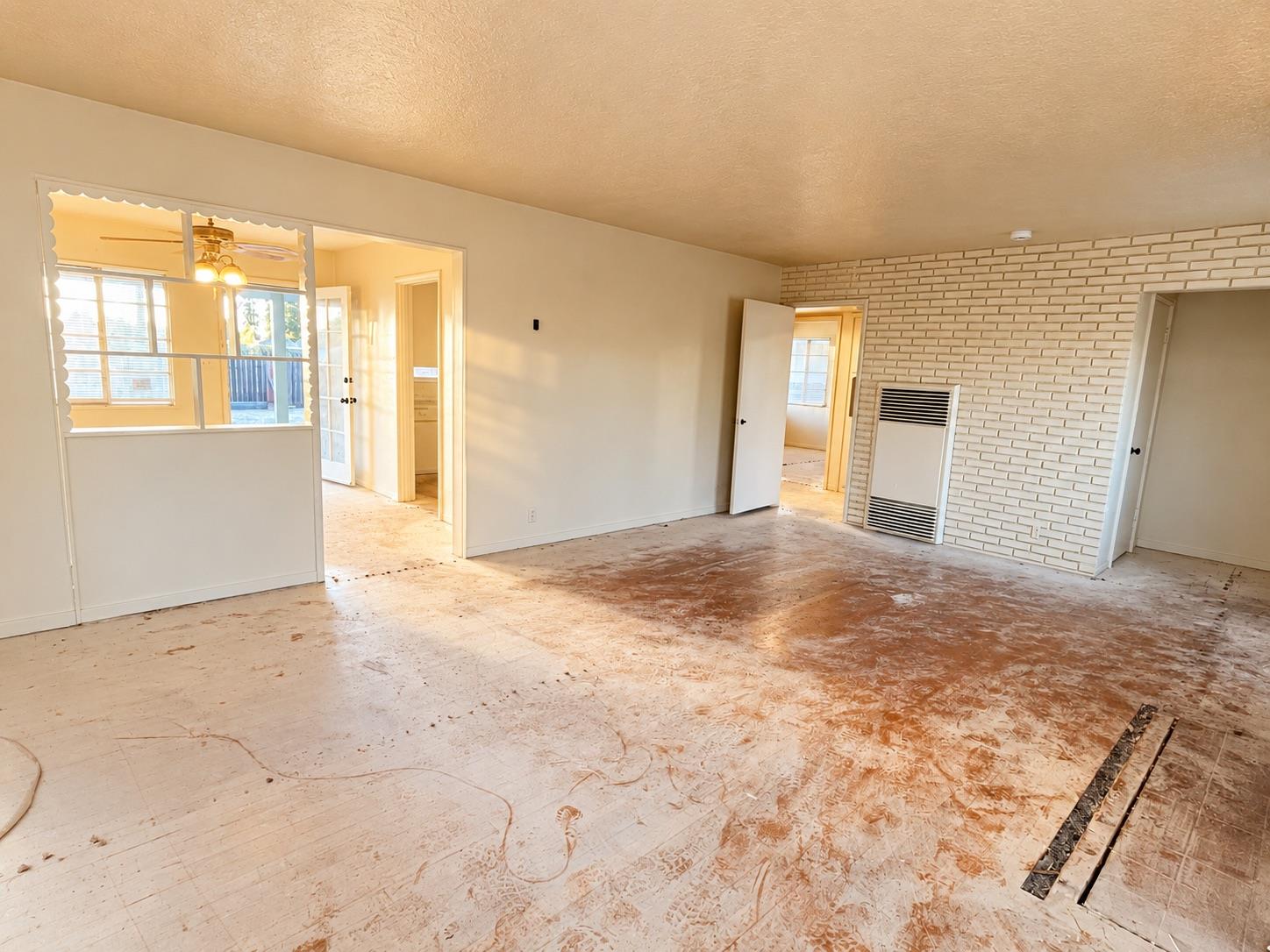 2545 N Millbrook Ave, Fresno, CA 93703