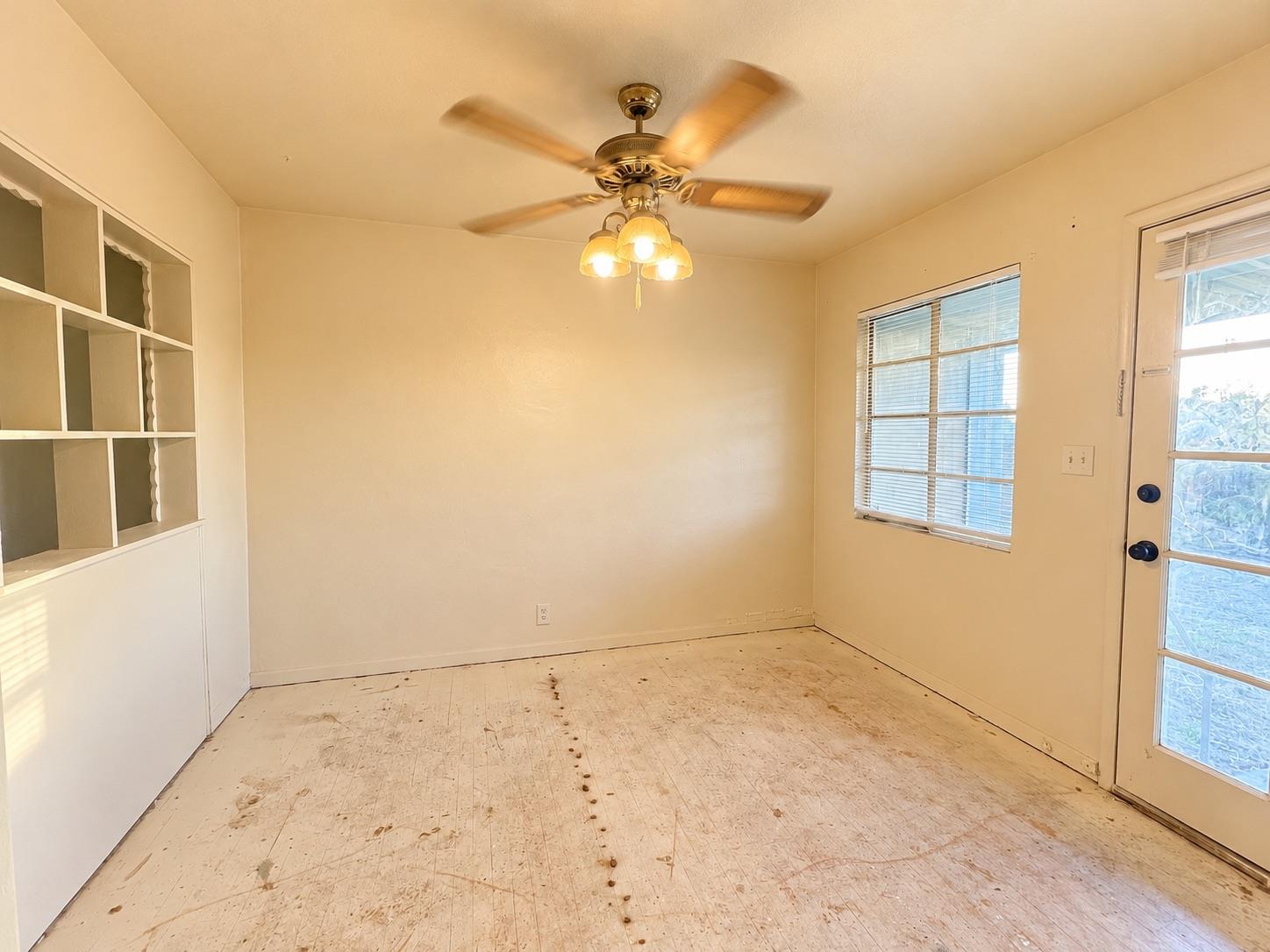2545 N Millbrook Ave, Fresno, CA 93703