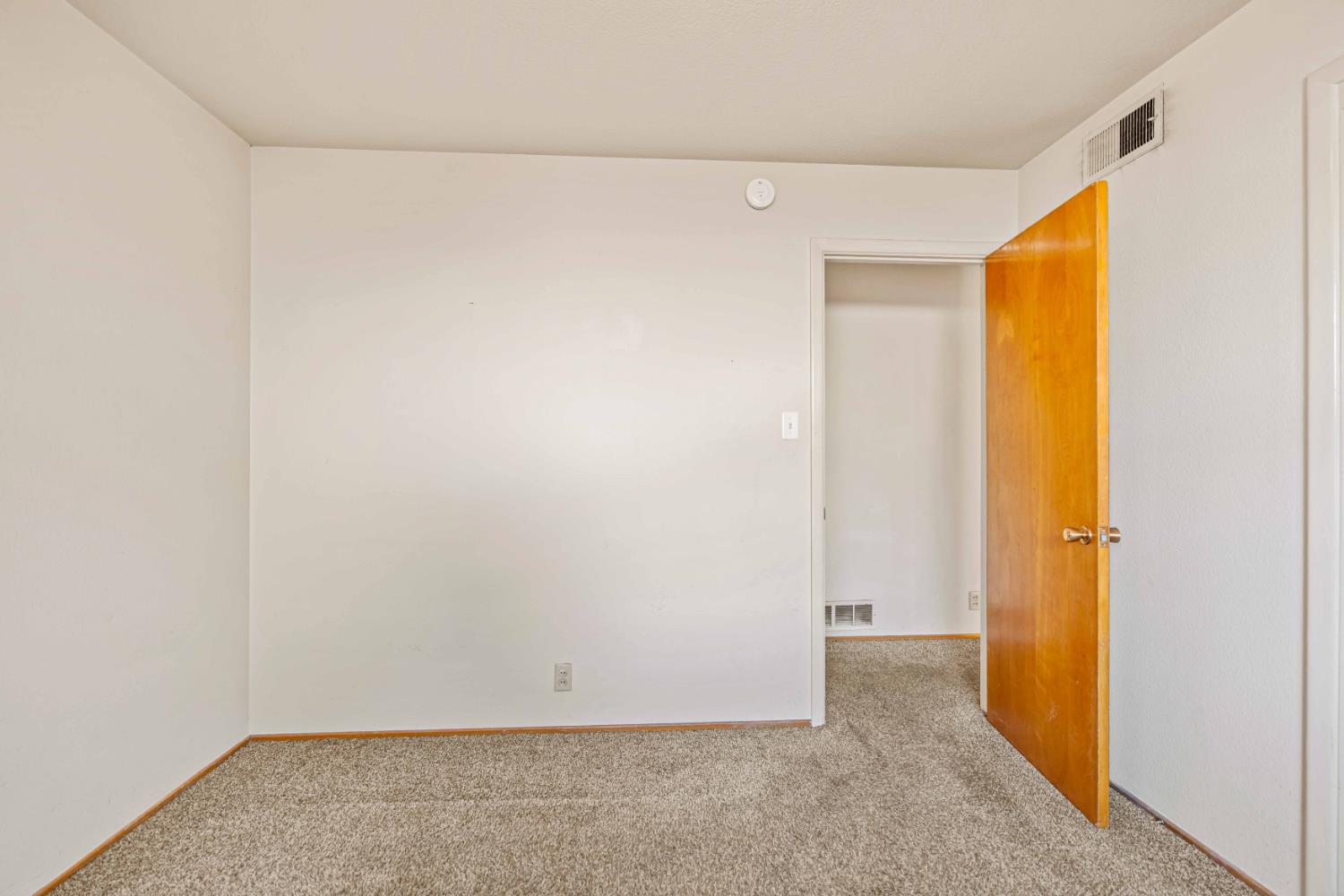 1109 Durant St, Modesto, CA 95350