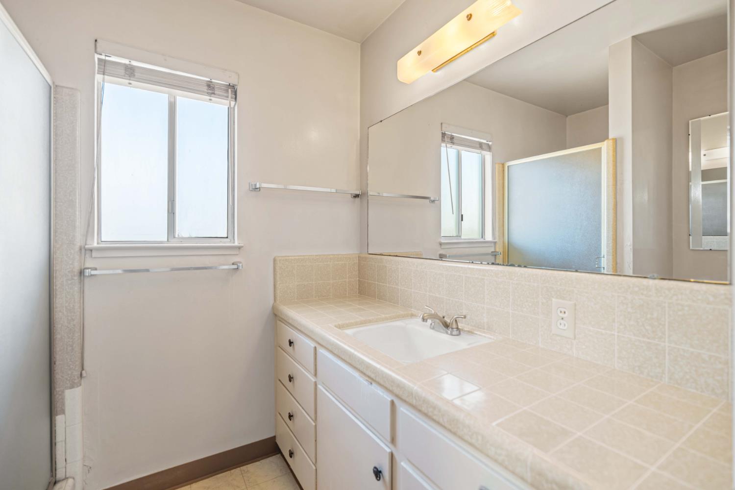 1109 Durant St, Modesto, CA 95350