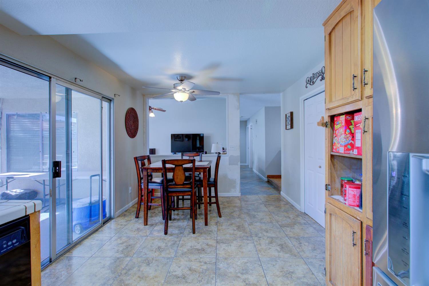 2700 Mill Oak Dr, Modesto, CA 95355