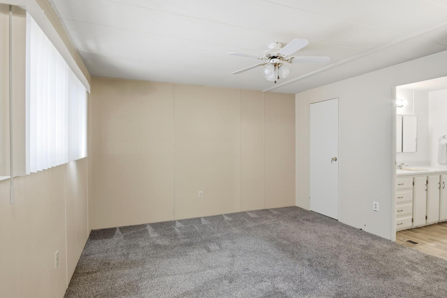 4125 McHenry Ave #21, Modesto, CA 95356