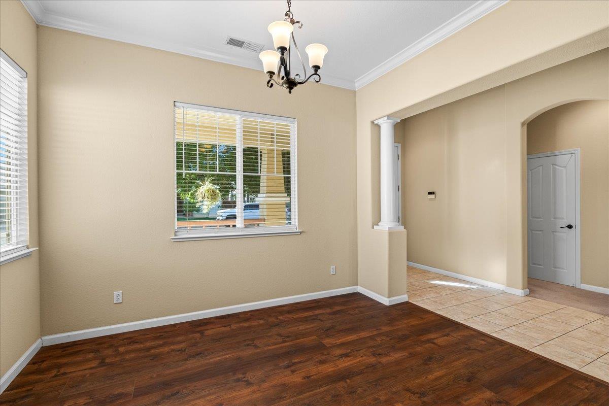 723 Almondcrest Ct, Oakdale, CA 95361