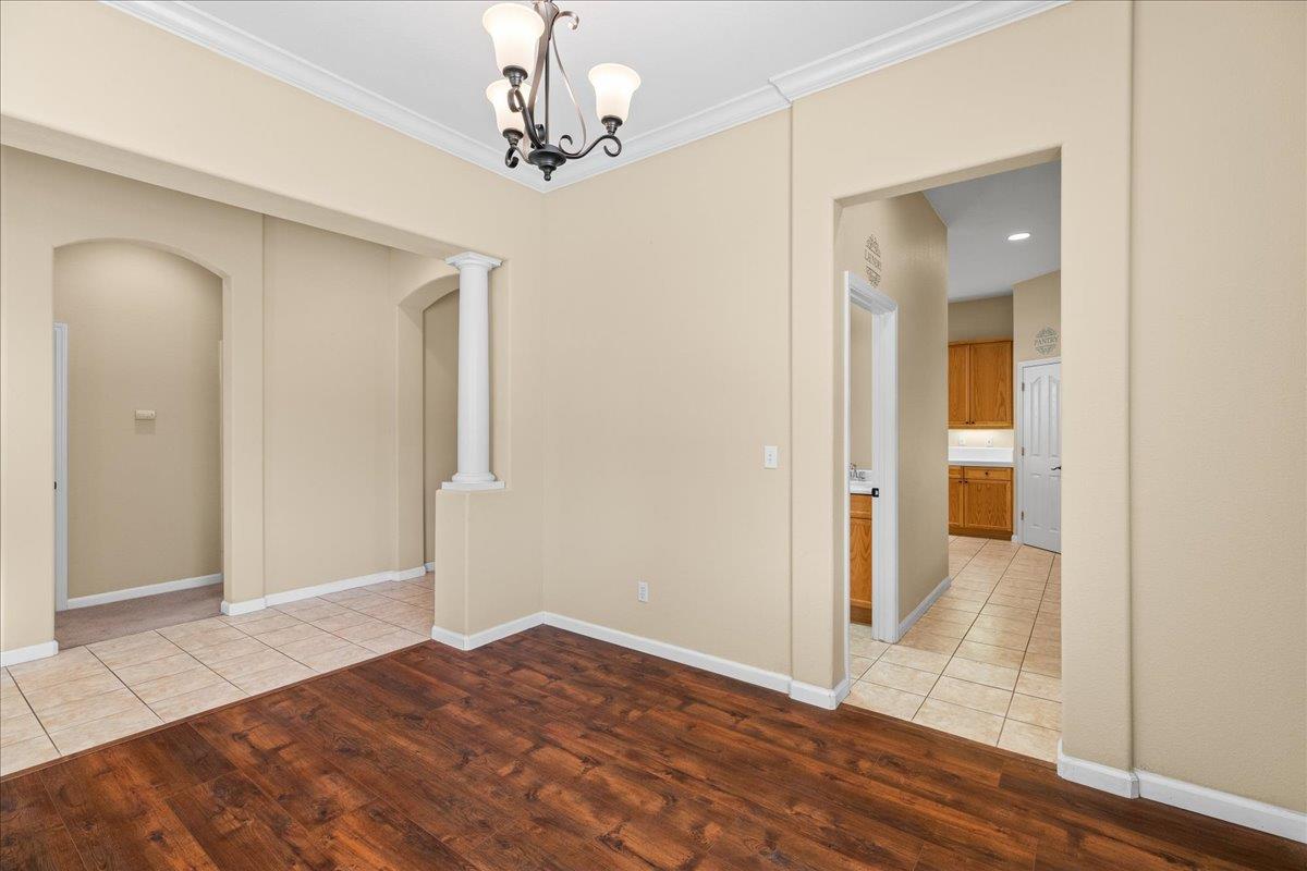 723 Almondcrest Ct, Oakdale, CA 95361
