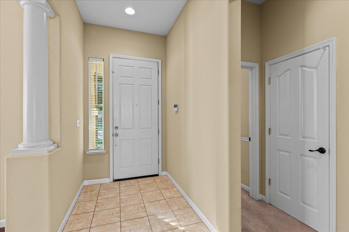 723 Almondcrest Ct, Oakdale, CA 95361