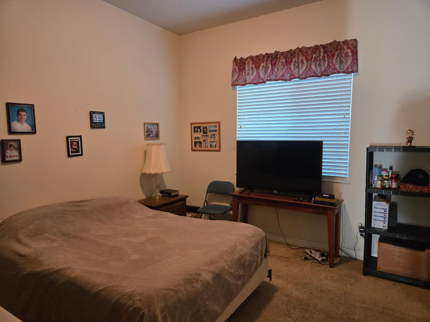2489 Pepper Tree Ln, Manteca, CA 95336